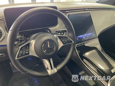 2023 Mercedes-Benz EQE 350+ Sedan - zdjęcie 26 z 50 - miniatura