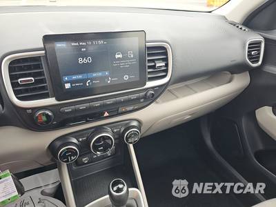 2023 Hyundai Venue SEL - zdjęcie 11 z 24 - miniatura