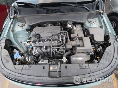 2025 Hyundai Kona SEL - zdjęcie 7 z 22 - miniatura