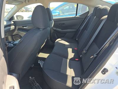 2025 Nissan Sentra SV - zdjęcie 13 z 18 - miniatura