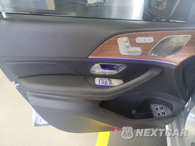 2025 Mercedes-Benz GLE 450e 4MATIC - zdjęcie 9 z 28 - miniatura