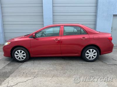 2010 Toyota Corolla LE - zdjęcie 4 z 13 - miniatura