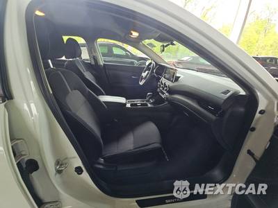 2021 Nissan Sentra SV - zdjęcie 8 z 23 - miniatura