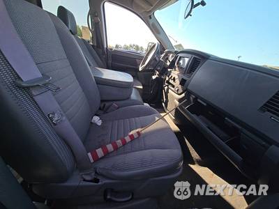 2007 Dodge Ram 1500 ST Crew Cab Medium Bed - zdjęcie 8 z 36 - miniatura
