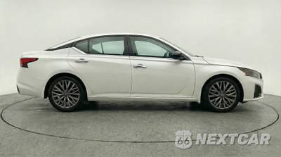 2025 Nissan Altima SV - zdjęcie 8 z 12 - miniatura