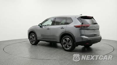 2025 Nissan Rogue SV - zdjęcie 5 z 12 - miniatura