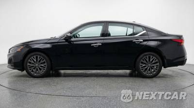 2025 Nissan Altima SV - zdjęcie 4 z 12 - miniatura