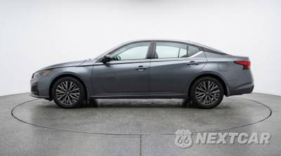 2025 Nissan Altima SV - zdjęcie 4 z 12 - miniatura