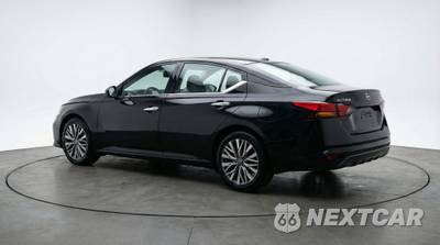 2025 Nissan Altima SV - zdjęcie 5 z 12 - miniatura