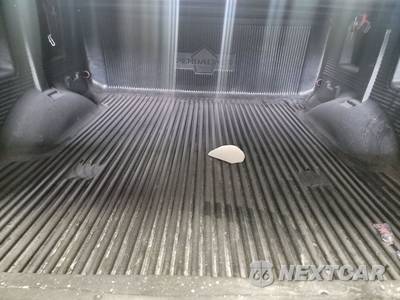2017 Nissan TITAN SV Crew Cab Short Bed - zdjęcie 16 z 22 - miniatura
