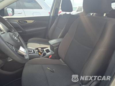 2021 Nissan Rogue Sport S - zdjęcie 7 z 22 - miniatura