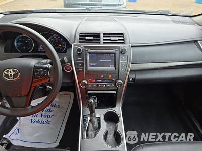 2017 Toyota Camry Hybrid LE - zdjęcie 11 z 29 - miniatura