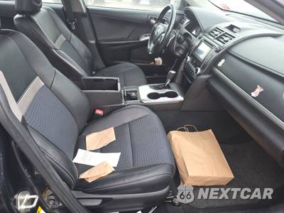 2014 Toyota Camry SE - zdjęcie 8 z 24 - miniatura