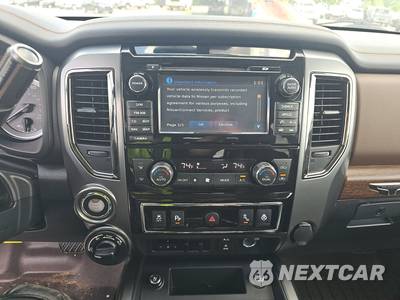 2018 Nissan TITAN XD Platinum Reserve Crew Cab Medium Bed - zdjęcie 11 z 26 - miniatura