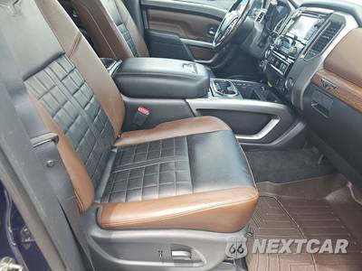 2018 Nissan TITAN XD Platinum Reserve Crew Cab Medium Bed - zdjęcie 8 z 26 - miniatura
