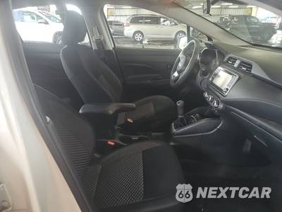 2020 Nissan Versa S - zdjęcie 8 z 24 - miniatura