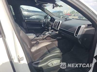 2014 Porsche Cayenne Tiptronic - zdjęcie 8 z 32 - miniatura
