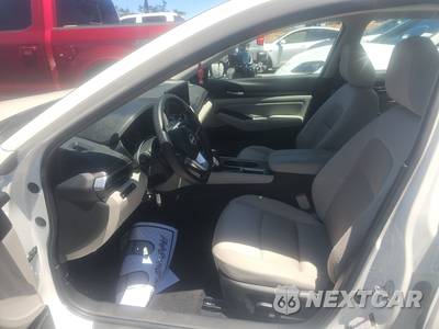 2025 Nissan Altima SV - zdjęcie 7 z 18 - miniatura