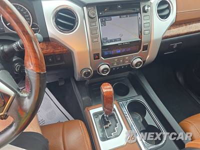 2015 Toyota Tundra 1794 Edition Crew Cab Short Bed - zdjęcie 11 z 24 - miniatura