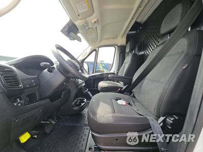 2025 Ram ProMaster 2500 Cargo Van Tradesman w/Passenger Seat Low Roof 136.0" WB - zdjęcie 7 z 31 - miniatura
