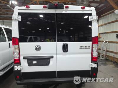 2025 Ram ProMaster 2500 Cargo Van Tradesman w/Passenger Seat Low Roof 136.0" WB - zdjęcie 5 z 19 - miniatura