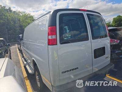 2025 GMC Savana 2500 Cargo Van 1WT 135.0" WB - zdjęcie 6 z 26 - miniatura