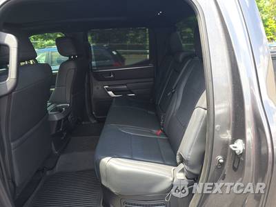 2025 Toyota Tundra i-FORCE MAX Platinum Crew Cab Short Bed - zdjęcie 13 z 22 - miniatura