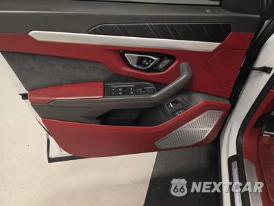2020 Lamborghini Urus - zdjęcie 9 z 19 - miniatura