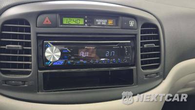2009 Hyundai Accent GLS Sedan - zdjęcie 24 z 29 - miniatura
