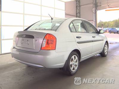 2009 Hyundai Accent GLS Sedan - zdjęcie 4 z 29 - miniatura