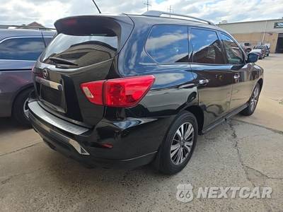 2017 Nissan Pathfinder SV - zdjęcie 4 z 21 - miniatura