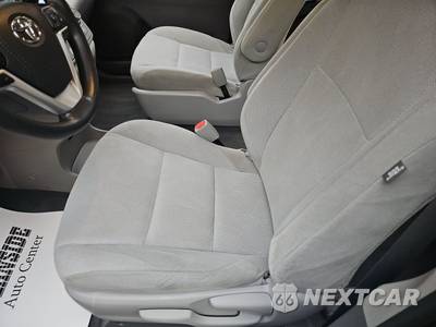 2020 Toyota Sienna L 7-Passenger 119.3" WB - zdjęcie 7 z 24 - miniatura