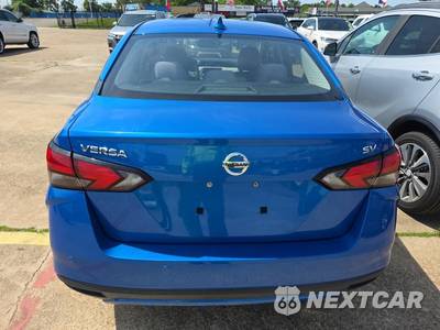 2021 Nissan Versa SV - zdjęcie 5 z 25 - miniatura
