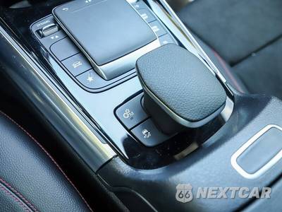 2021 Mercedes-Benz AMG GLA 35 4MATIC - zdjęcie 24 z 40 - miniatura