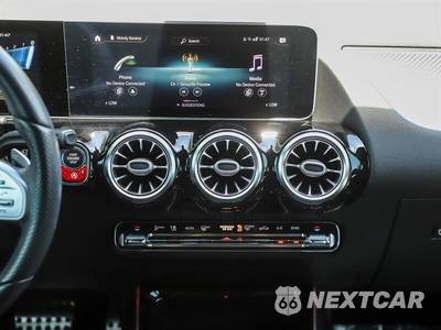 2021 Mercedes-Benz AMG GLA 35 4MATIC - zdjęcie 18 z 40 - miniatura