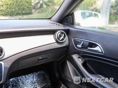 2019 Mercedes-Benz CLA 250 - zdjęcie 21 z 35 - miniatura
