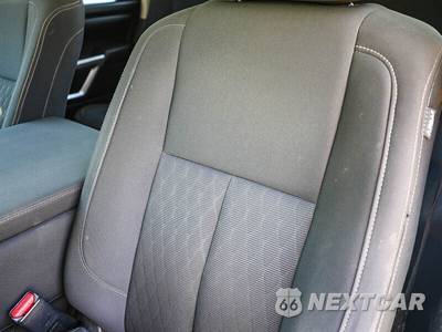 2017 Nissan TITAN XD SV Crew Cab Medium Bed - zdjęcie 33 z 39 - miniatura