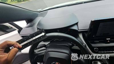 2023 Toyota Corolla SE Sedan - zdjęcie 21 z 32 - miniatura