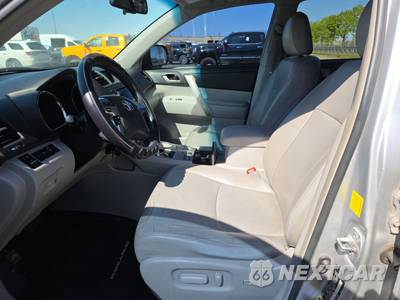 2011 Toyota Highlander SE - zdjęcie 7 z 19 - miniatura