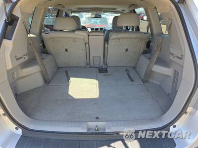 2011 Toyota Highlander SE - zdjęcie 17 z 19 - miniatura