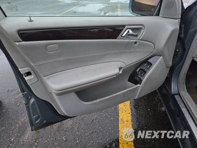 2005 Mercedes-Benz C-Class - zdjęcie 9 z 18 - miniatura