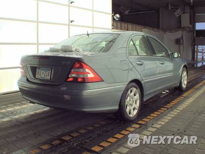 2005 Mercedes-Benz C-Class - zdjęcie 4 z 18 - miniatura