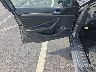 2024 Volkswagen Jetta SE - zdjęcie 9 z 20 - miniatura