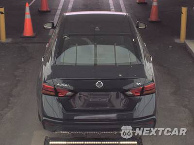 2022 Nissan Altima SV - zdjęcie 5 z 25 - miniatura