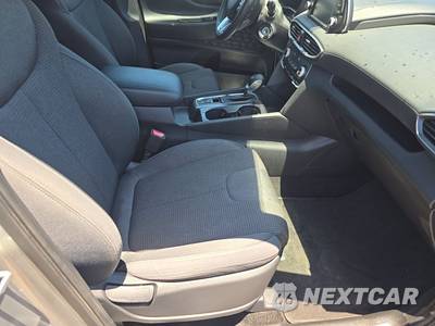 2020 Hyundai Santa Fe SE - zdjęcie 8 z 31 - miniatura
