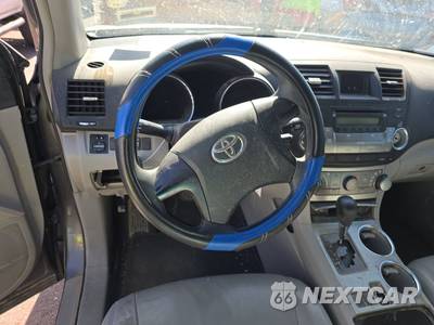 2012 Toyota Highlander - zdjęcie 10 z 46 - miniatura