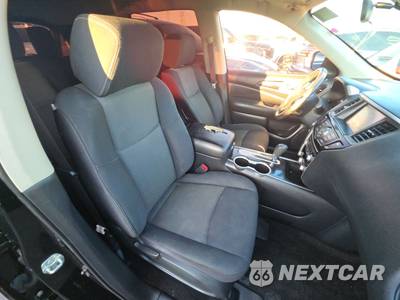 2018 Nissan Pathfinder S - zdjęcie 8 z 36 - miniatura