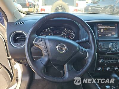 2013 Nissan Pathfinder Platinum - zdjęcie 10 z 34 - miniatura