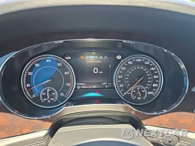 2018 Bentley Bentayga W12 - zdjęcie 15 z 24 - miniatura