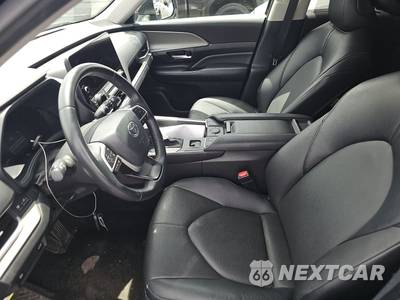2025 Toyota Grand Highlander XLE - zdjęcie 7 z 19 - miniatura